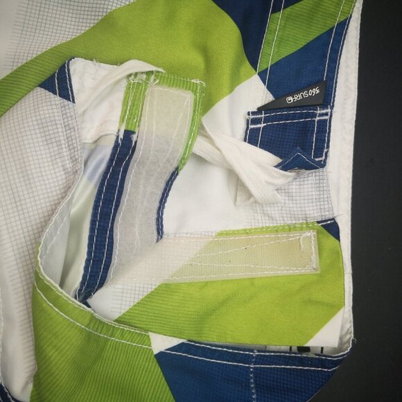 Men's 360 Surf Size 36 Waist Green White & Blue Swim Shorts - Picture 8 of 8